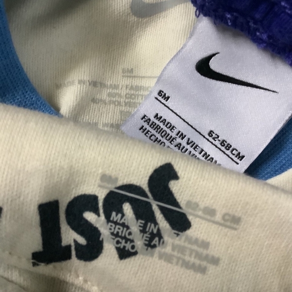 Nike infant boys 5 pc set bodysuit, sleeper, pants,hat & bib size 6 months(NWT) - Picture 5 of 6